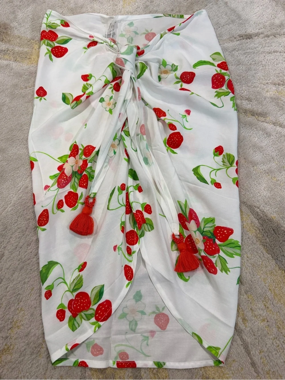 PQ Swim Strawberry Fields Sarong Swim Cover Up Pareo Skirt NWT $94 Retail